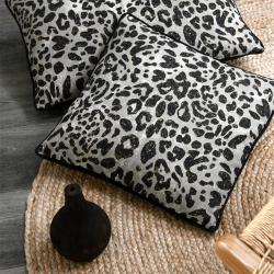 Coussin guépard carré