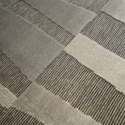 Tapis Silk Effect Lines