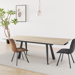 Table Hugo