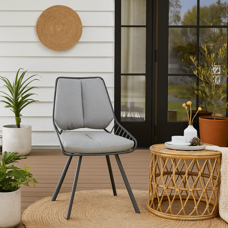 Chaise Rex noir extérieur gris
